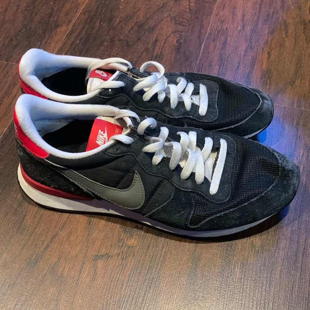 Nike shoes